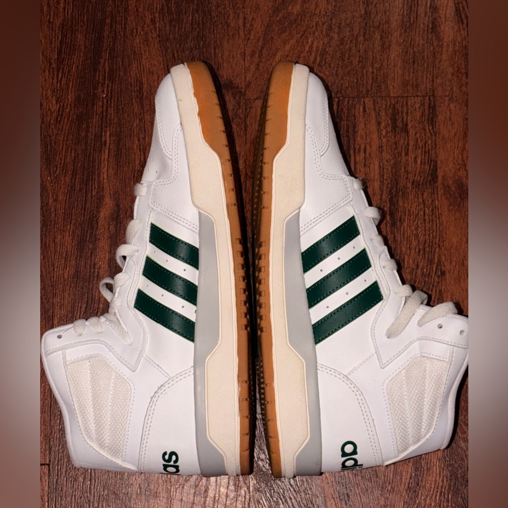 Adidas - Picture 9 of 13